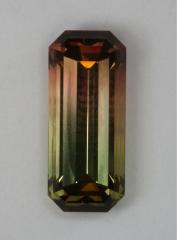 Classic green champagn pink tricolor emerald cut