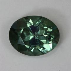 Restrained mixed green oval.