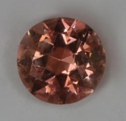 A very nice peach with good tone level, dot of color