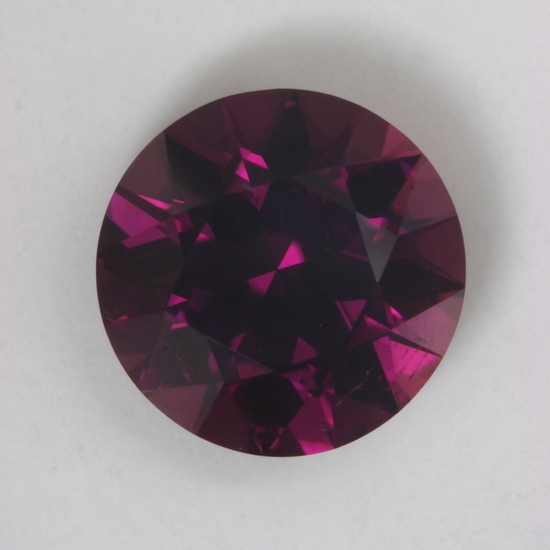 An exceptional medium tone purple with a bit more pinkish highlights. round  #44