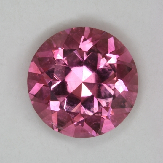 A fine main line pink round with a medium tone level.  #262