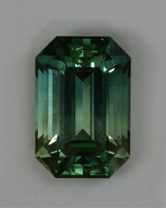 wonder, subtle, but effective, green to yellow bicolor, emerald cut.  #45vvvvvvvvvvvvvvvvvvvvvvvvvvvvvvvvvvvvvvv
